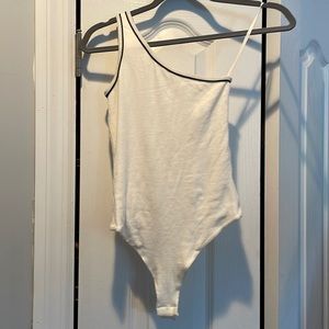 All Saints White with Black Trim Freyla Boduit Sz 2